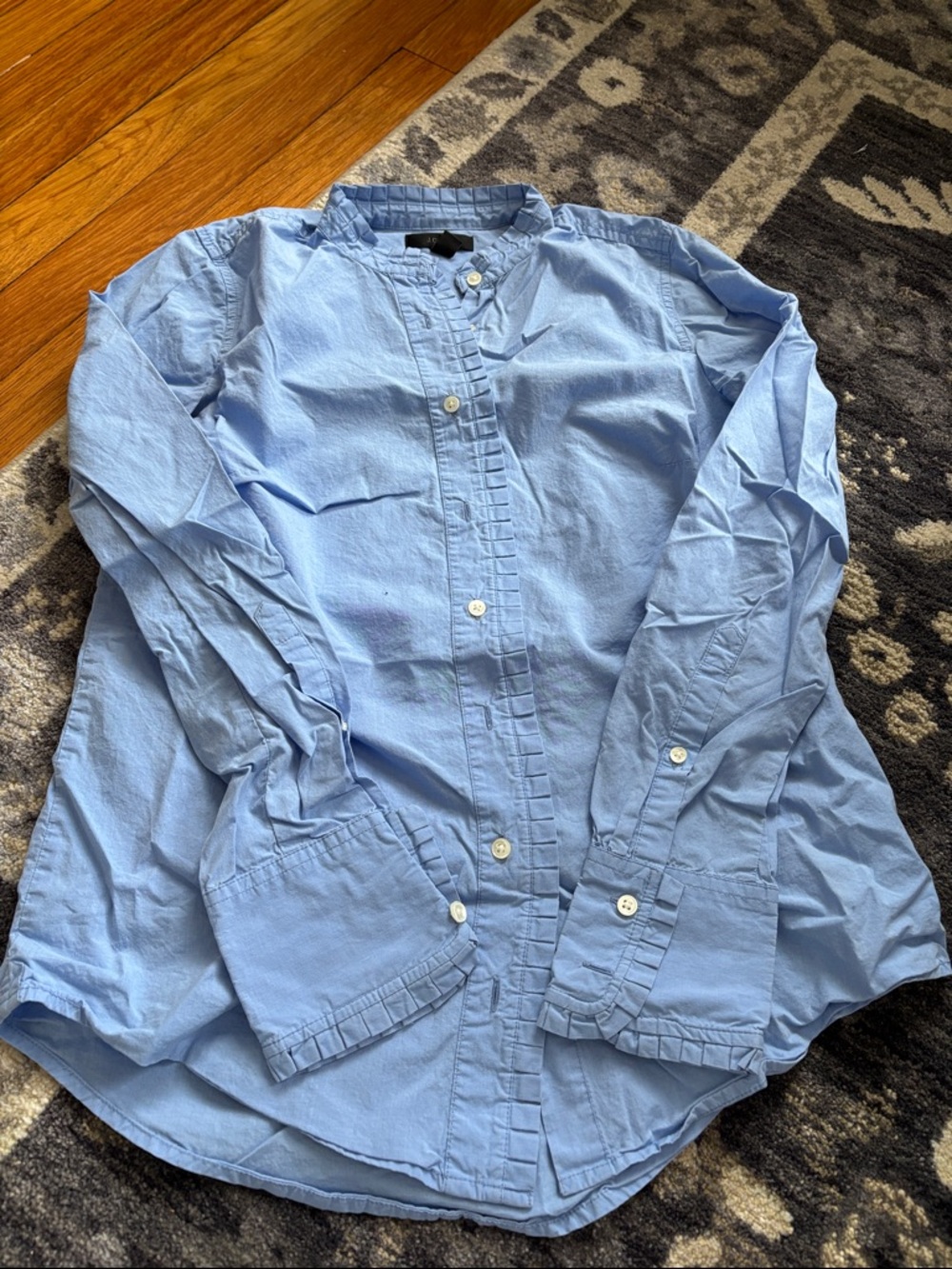 Light Blue Women’s Poplin Button-Down Shirt